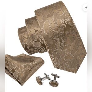 NWT Silk Champagne Gold Floral Men's Necktie Pocket Square Cufflinks Set Hi-Tie